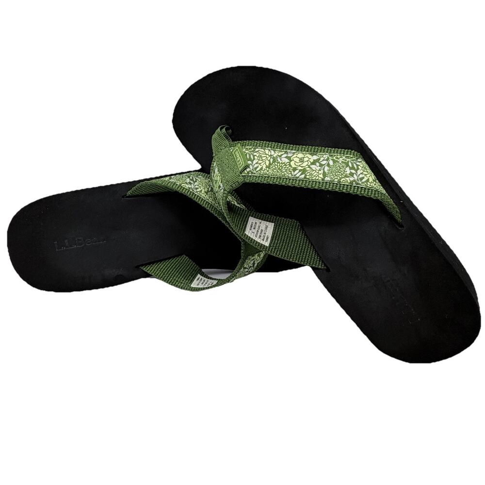 L.L.BEAN Size 8 Wedge Flip Flops OLive Green Pattern Vacation Coastal Beach Pool